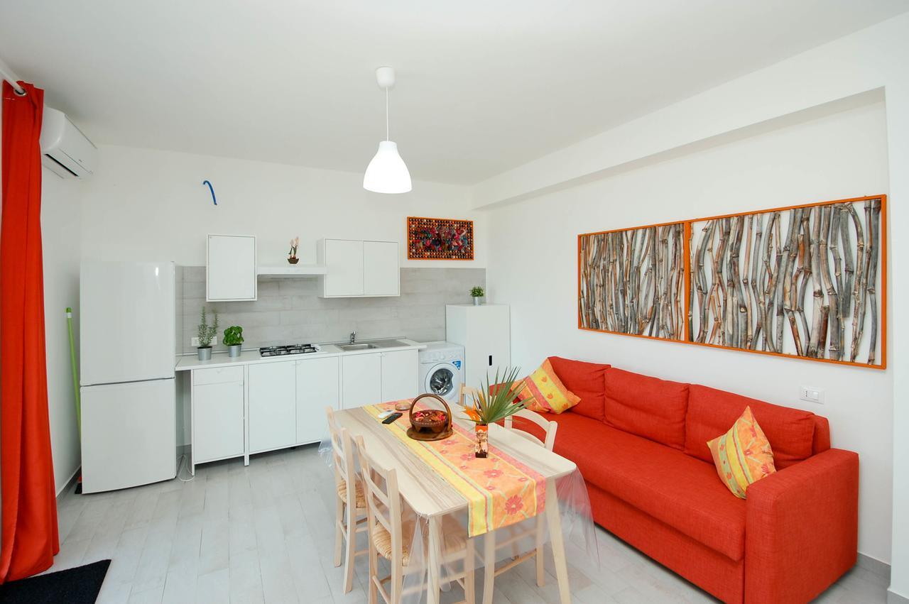 Villa Barbara...a 100 passi dal mare!!!! Lascari Bagian luar foto